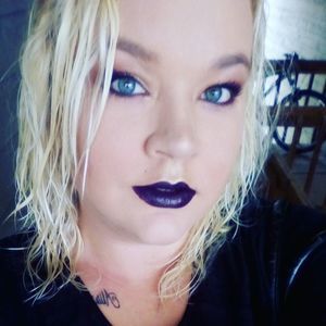 Meet your Posher, Stef